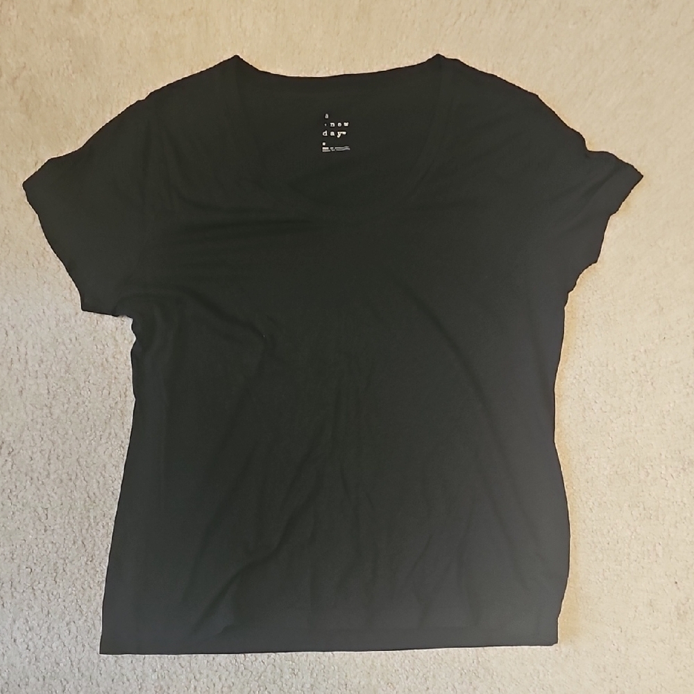 Black Women's Tshirt Sz M